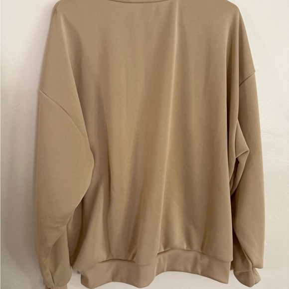 Oversized Beige Floral Graphic Sweater, Size Large - Picture 4 of 4